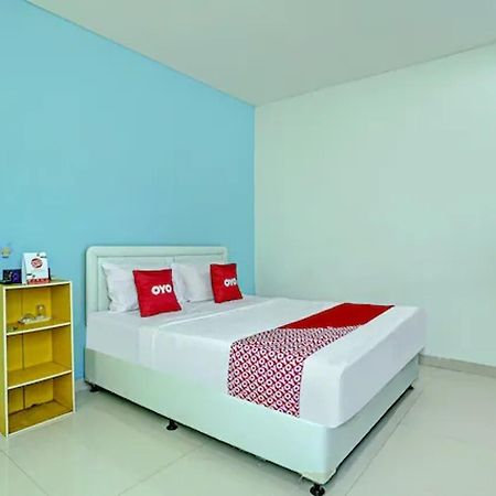 Oyo 3856 Tizta Suites Bali Санур Екстер'єр фото